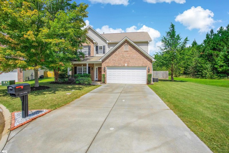 Property image 2 at 114 Buck Hill Way, Easley, SC 29642