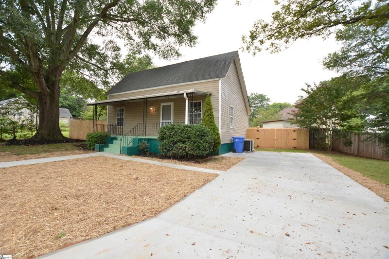 Property image 2 at 107 Conyers Street, Greenville, SC 29609