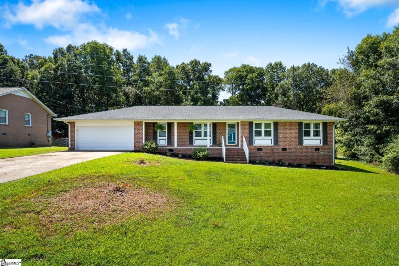 Property image 3 at 702 Timberlake Road, Anderson, SC 29625