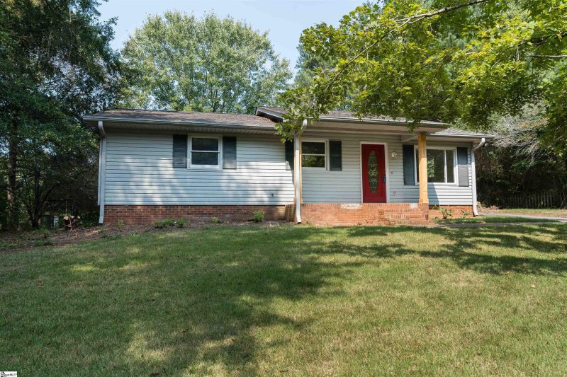 Property image 3 at 127 Cannon Circle, Wellford, SC 29385-9662