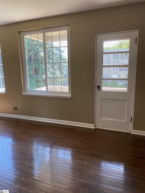 Property image 3 at 601 Cleveland Street, Greenville, SC 29601