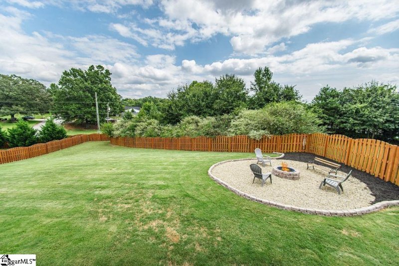 Property image 4 at 659 Secretariat Drive, Boiling Springs, SC 29316