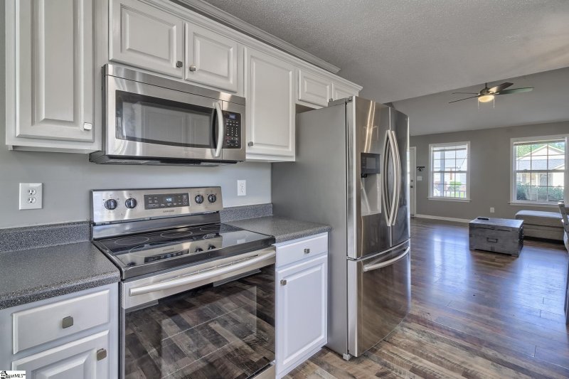 Property image 3 at 125 Cosmos Lane, Greer, SC 29651
