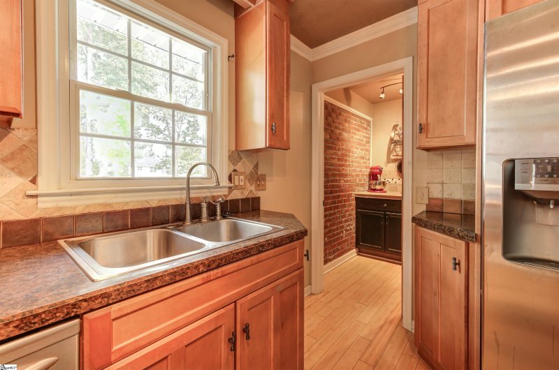 Property image 4 at 206 Woodfield Drive, Easley, SC 29642