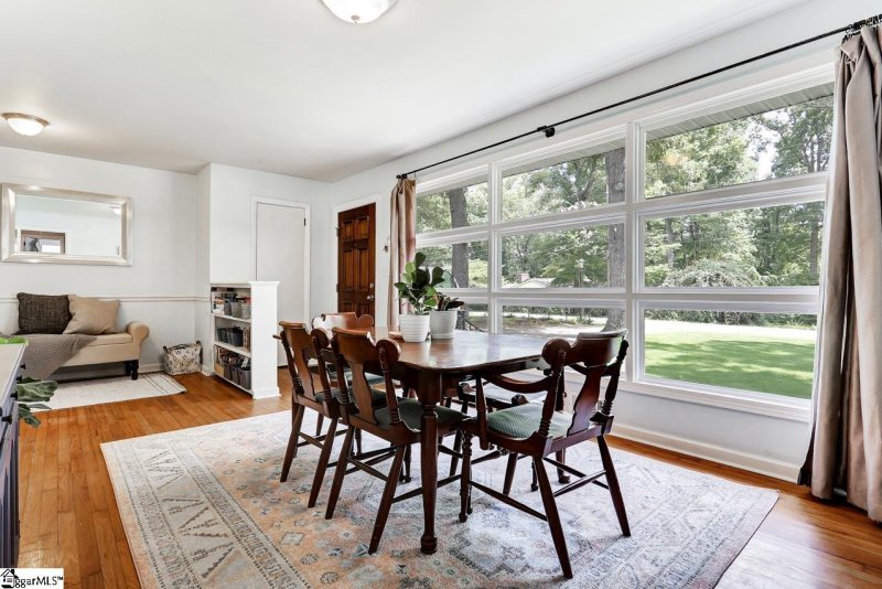 Property image 4 at 9 Bidwell Street, Taylors, SC 29687