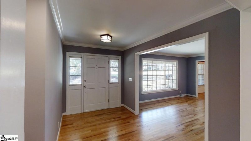 Property image 2 at 102 Port Royal Drive, Greenville, SC 29615