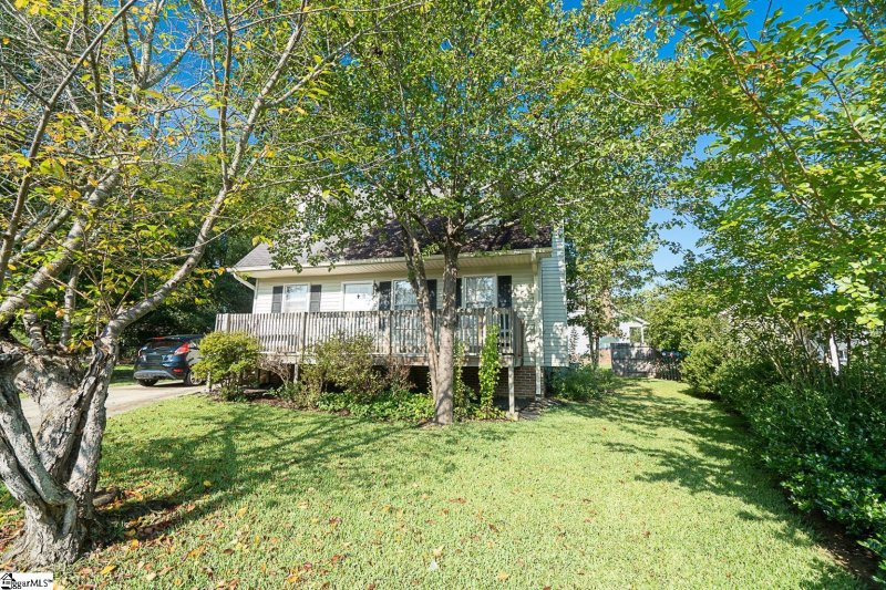 Property image 2 at 102 Ansel Court, Easley, SC 29642