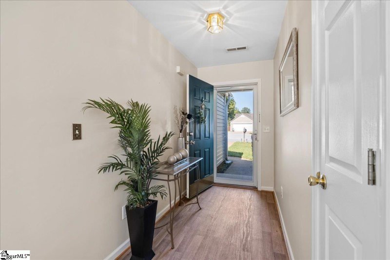 Property image 3 at 315 Timberfield Way, Simpsonville, SC 29680