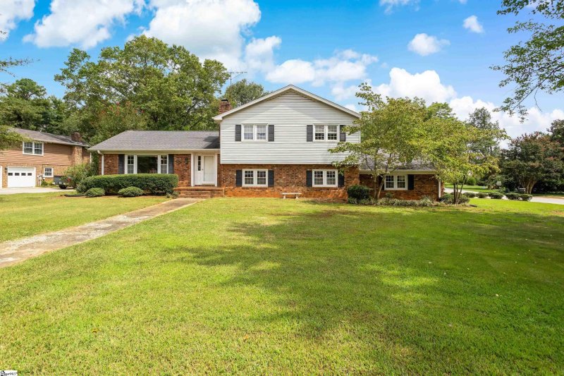 1 Hillsborough Drive