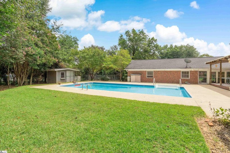 Property image 5 at 1 Hillsborough Drive, Greenville, SC 29615