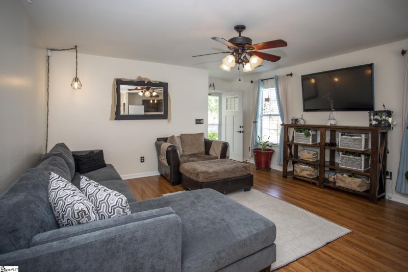 Property image 5 at 5 Beauregard Court, Greer, SC 29651