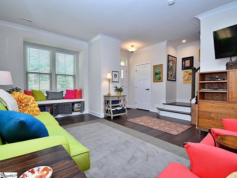 Property image 2 at 40 Itasca Drive, Greenville, SC 29609