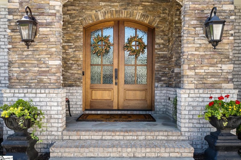 Property image 3 at 106 Chestnut Pond Lane, Simpsonville, SC 29681