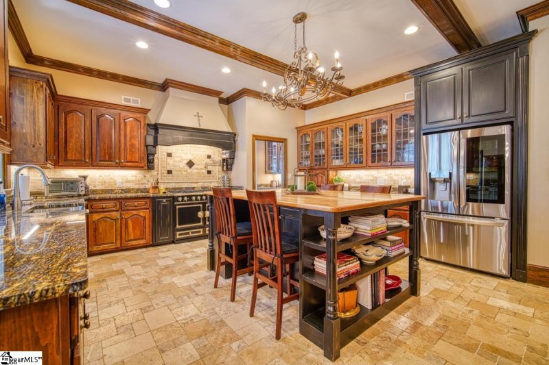 Property image 3 at 122 Twin Lakes Drive, Moore, SC 29369