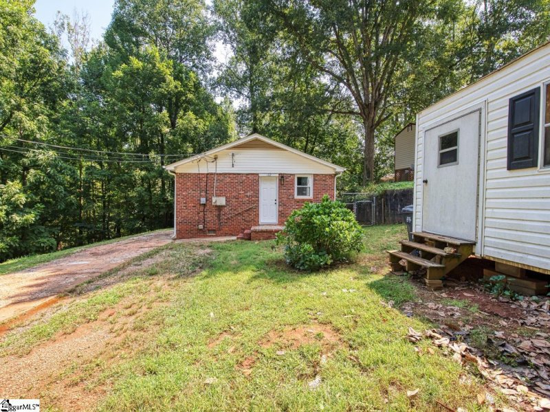 Property image 3 at 102 Saville Court, Piedmont, SC 29673