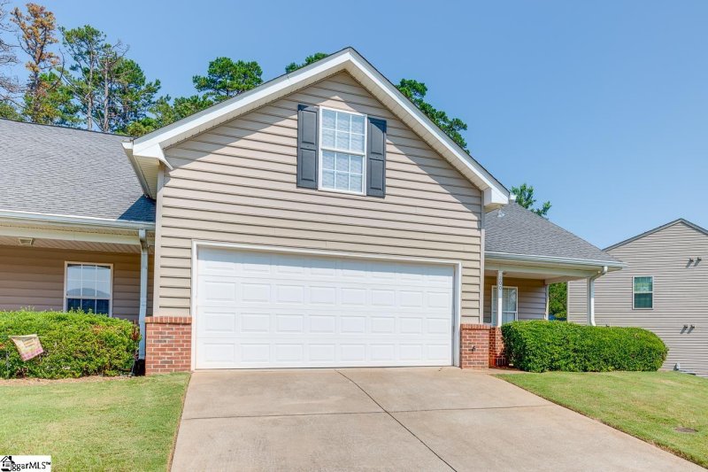 Property image 2 at 200 Discovery Way, Mauldin, SC 29662