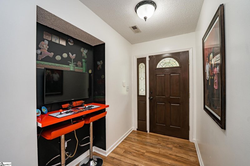 Property image 2 at 26 Boxelder Lane, Simpsonville, SC 29680