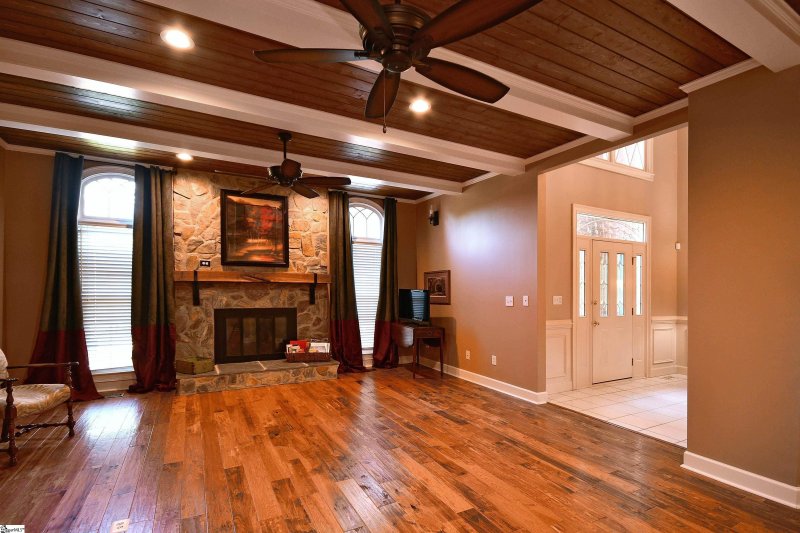 Property image 5 at 100 Selwood Court, Easley, SC 29642