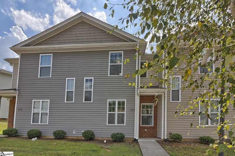 103 Huntress Drive