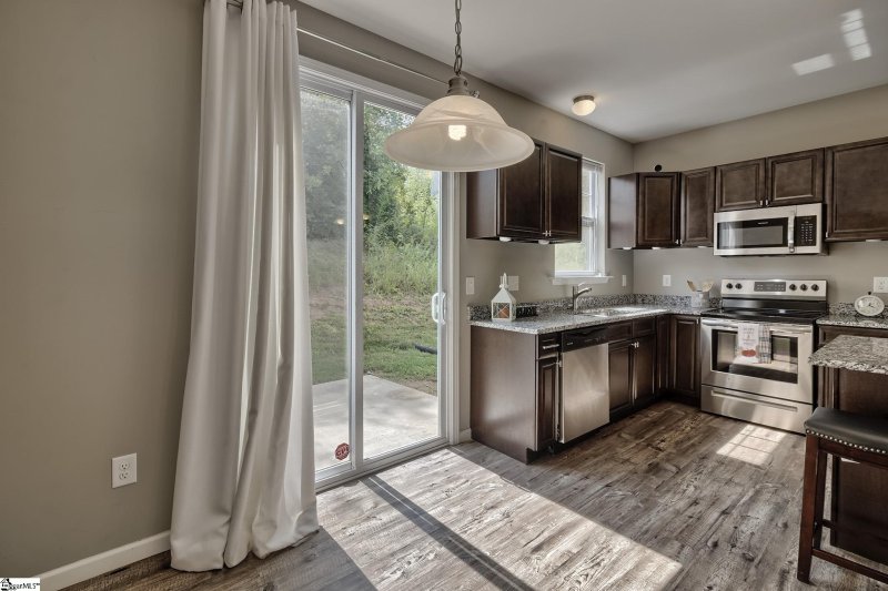 Property image 4 at 103 Huntress Drive, Greer, SC 29651