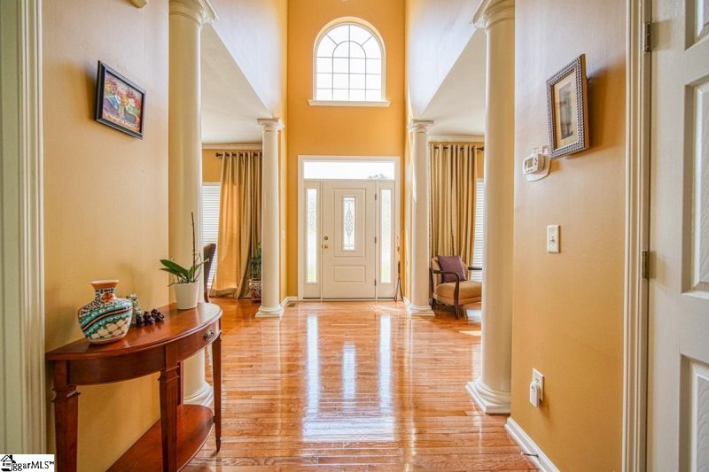 Property image 2 at 355 Woodsberry Shoals Drive, Duncan, SC 29334