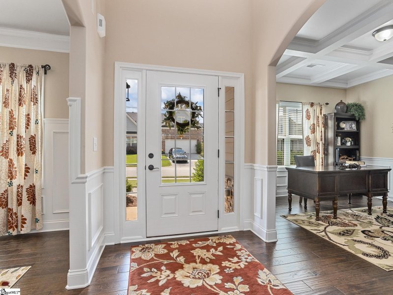 Property image 3 at 139 Sandpine Way, Greer, SC 29651