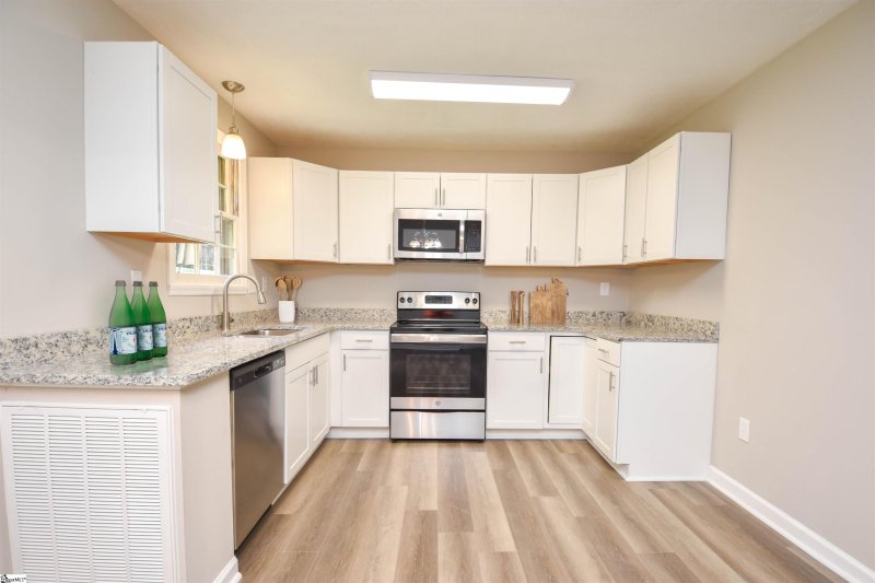 Property image 4 at 217 Redwood Drive, Easley, SC 29642