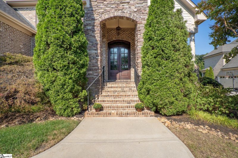 Property image 3 at 10 Ramsford Lane, Simpsonville, SC 29681