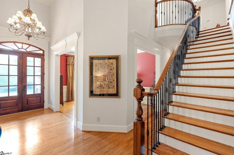 Property image 4 at 10 Ramsford Lane, Simpsonville, SC 29681