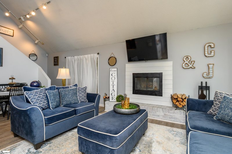 Property image 4 at 1006 Winterfield Place, Taylors, SC 29687