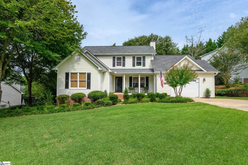 Property image 2 at 206 Luke Court, Easley, SC 29640