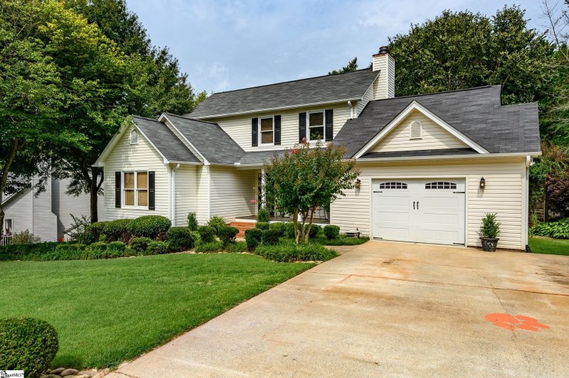 Property image 3 at 206 Luke Court, Easley, SC 29640