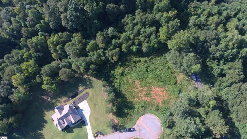 Property image 2 at 121 Huntcliff Court, Easley, SC 29642