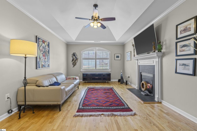 Property image 2 at 200 Chadwyck Court, Greenville, SC 29615