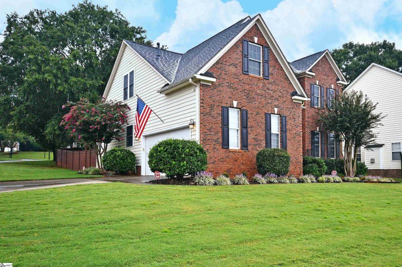 Property image 2 at 1 Suffolk Downs Way, Greenville, SC 29615