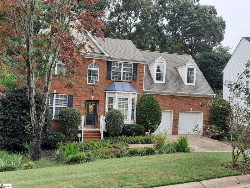 5 Stonewater Drive