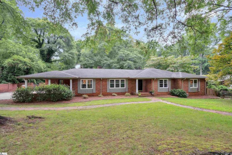 Property image 2 at 312 Fairlane Drive, Spartanburg, SC 29307