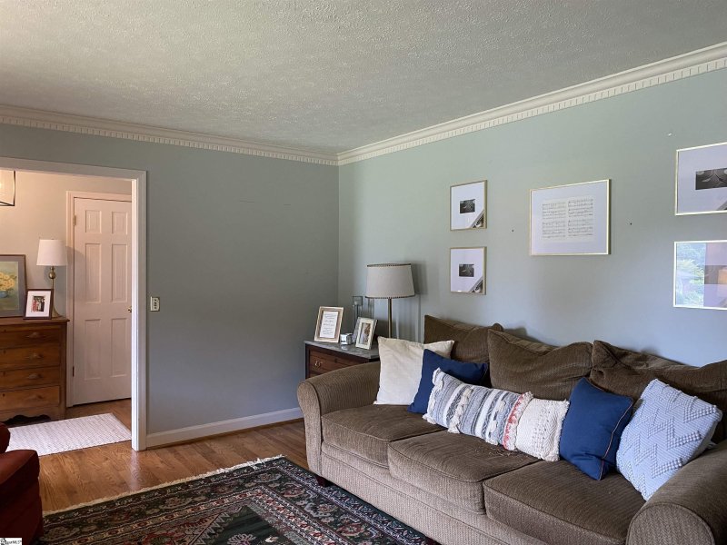 Property image 5 at 112 Parliament Road, Greenville, SC 29615