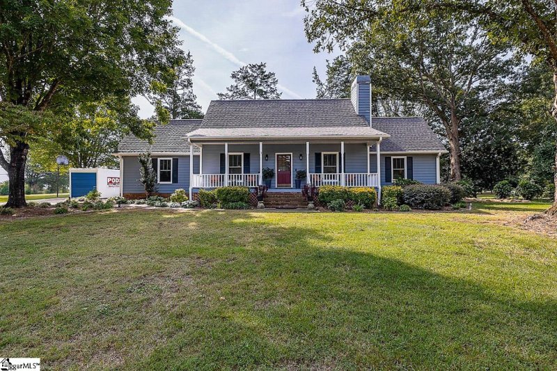 Property image 2 at 504 Cambridge Drive, Spartanburg, SC 29301