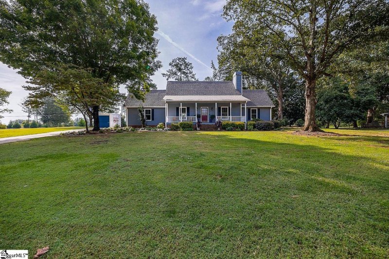 Property image 5 at 504 Cambridge Drive, Spartanburg, SC 29301