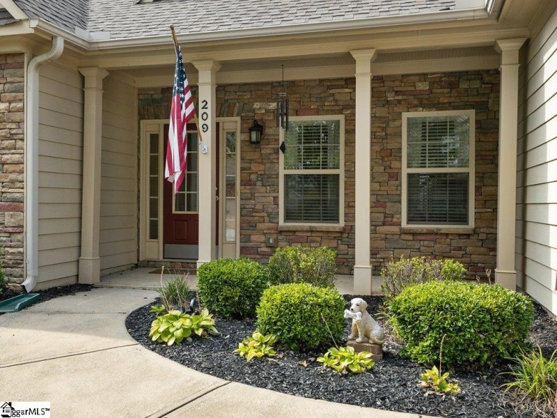 Property image 4 at 209 Raven Falls Lane, Simpsonville, SC 29681