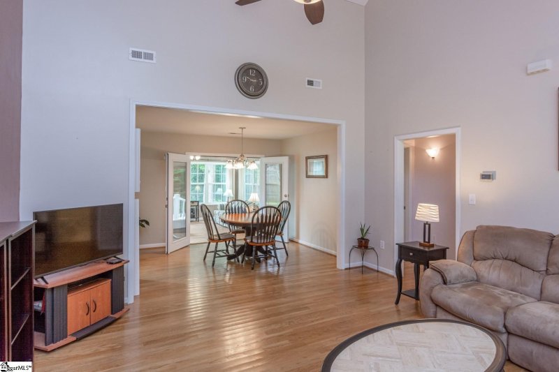 Property image 4 at 115 Brooklawn Drive, Fountain Inn, SC 29644