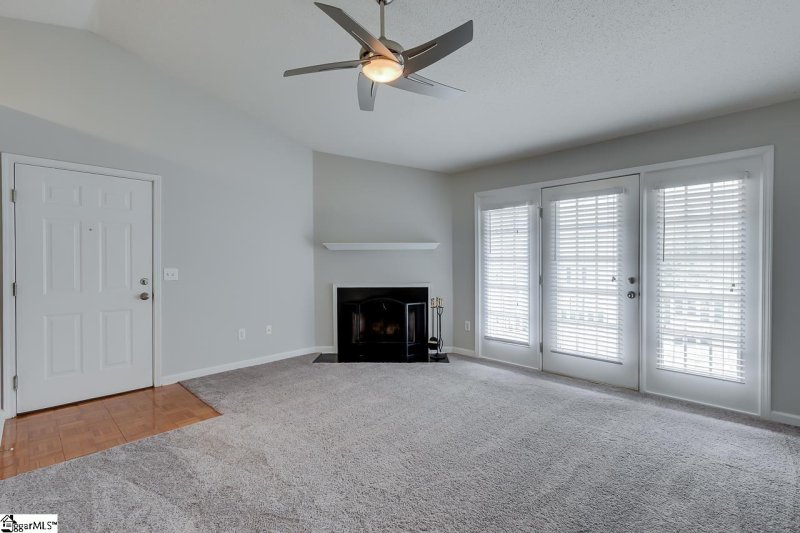 Property image 3 at 705 Pelham Square Way, Greer, SC 29650