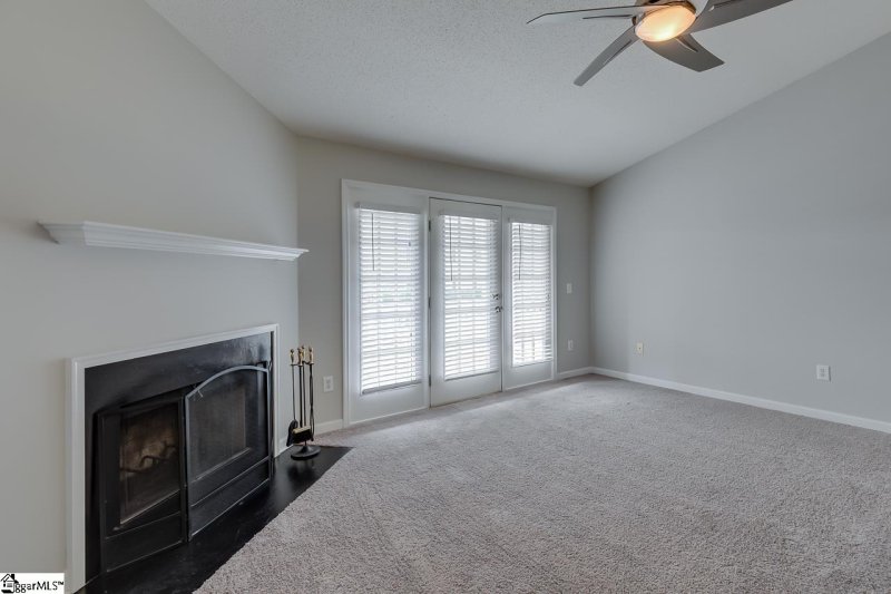 Property image 4 at 705 Pelham Square Way, Greer, SC 29650