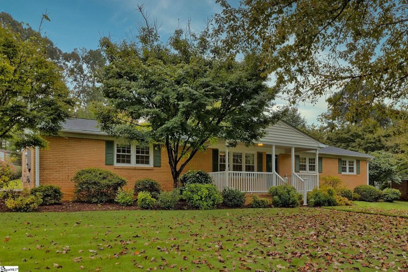 Property image 2 at 301 Kingsberry Drive, Easley, SC 29642