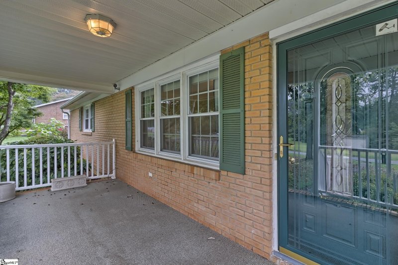 Property image 4 at 301 Kingsberry Drive, Easley, SC 29642