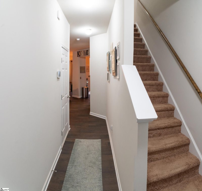 Property image 2 at 43 Moorlyn Lane, Greer, SC 29650