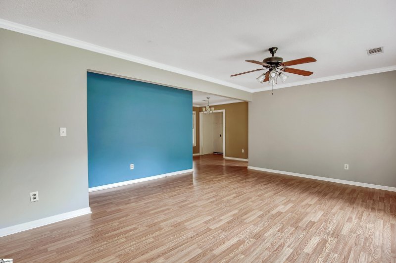 Property image 5 at 302 Florence Drive, Simpsonville, SC 29681-2221