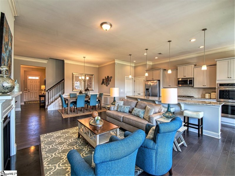 Property image 3 at 703 Ridgeville Crossing Drive, Inman, SC 29349