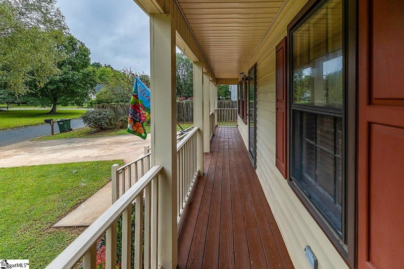 Property image 5 at 403 Oakcreek Drive, Easley, SC 29642-3544